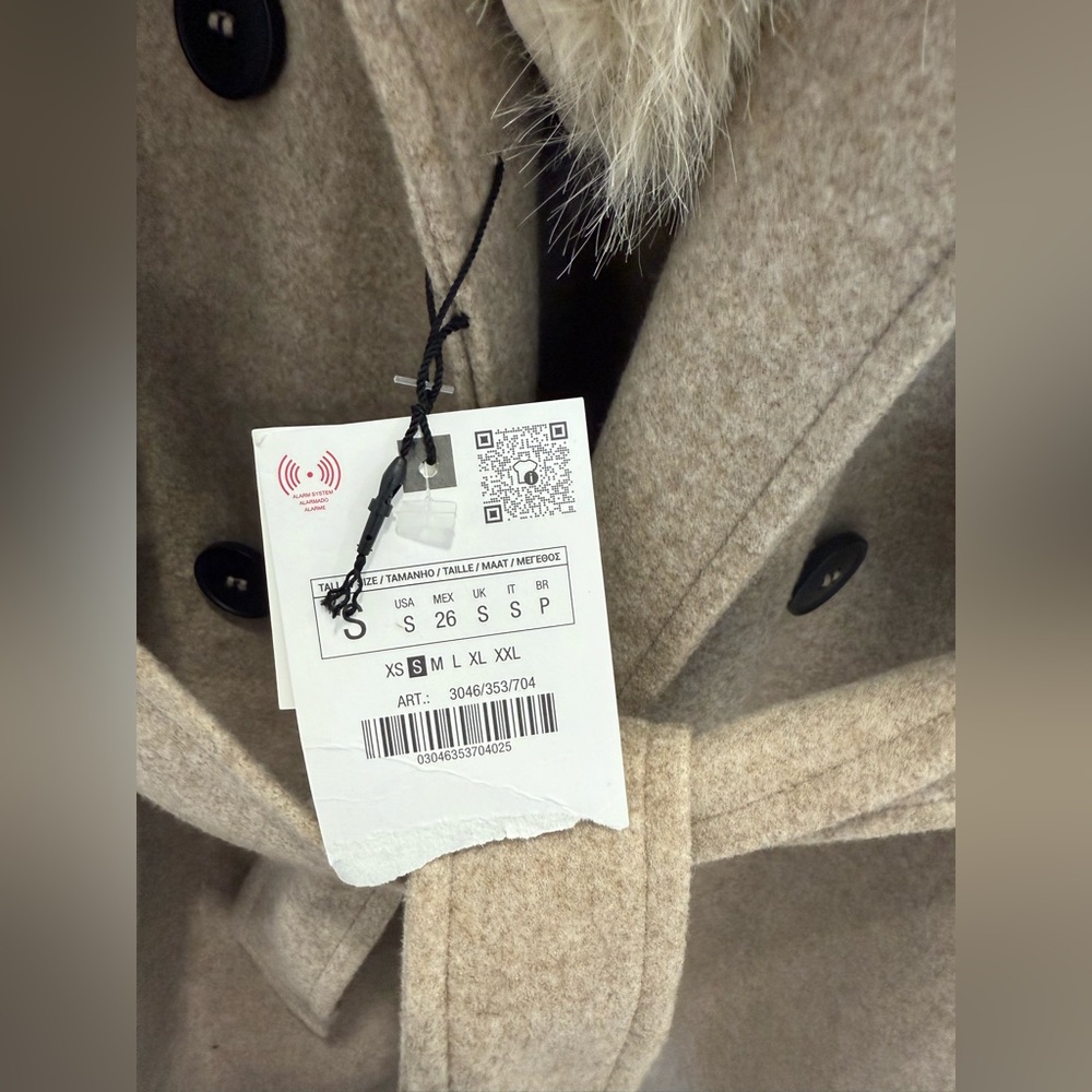 Zara Lapel collar coat with removable faux fir bloggers favorite - Picture 10 of 12
